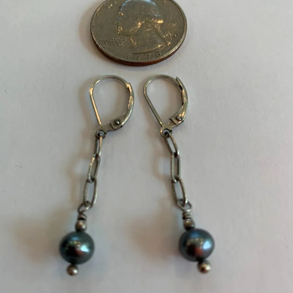 Handmade One-of-a-Kind Blue Grey Freshwater Pearl Sterling Silver Drop Earrings - Picture 4 of 4